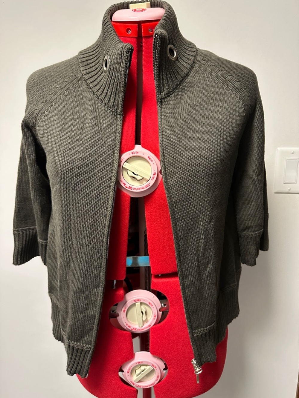 Olive Ribbed Zip-Front Short Sleeve Cardigan